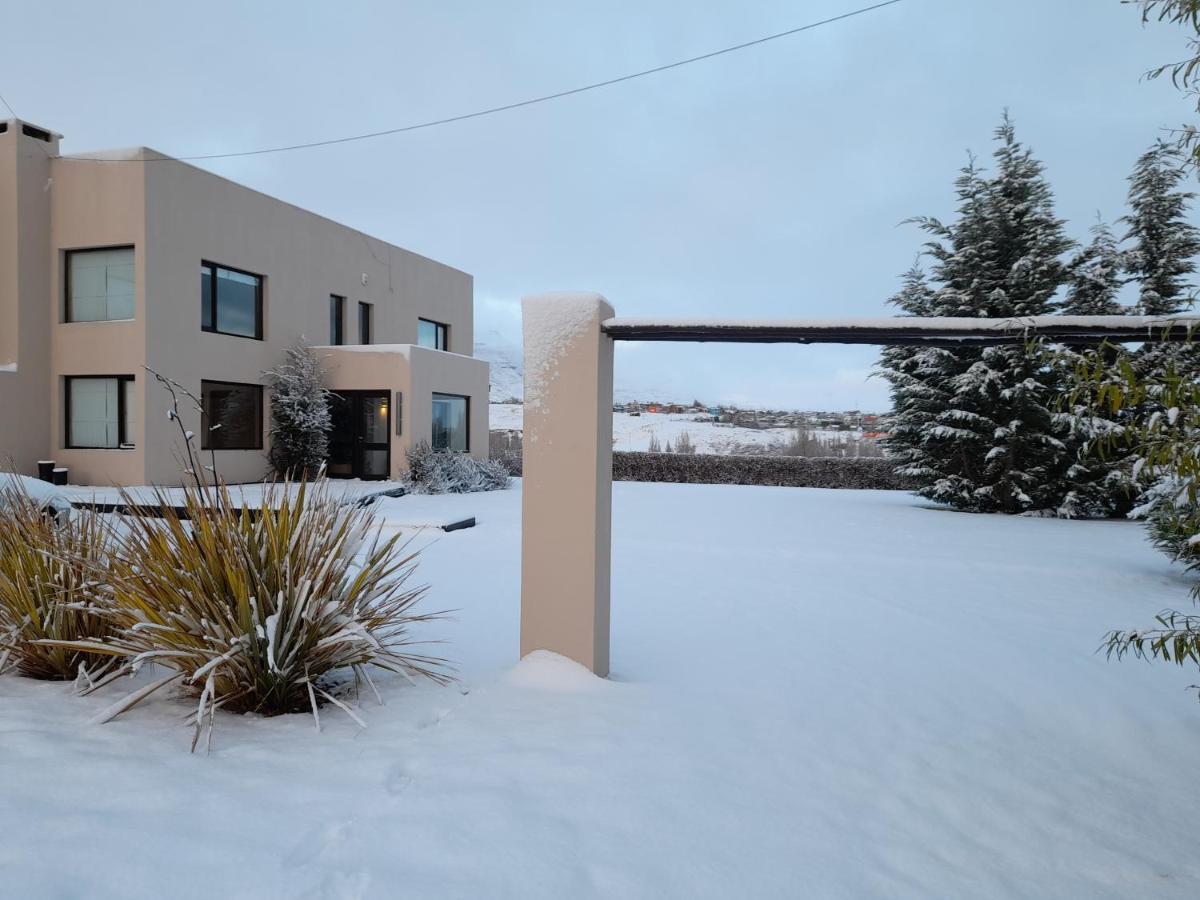Ferienwohnung Casa Luminosa Con Parque Y Vista Espectacular El Calafate Exterior foto